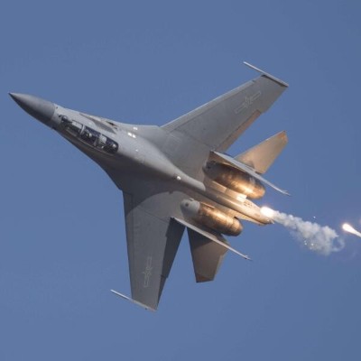 高溫低溫濕熱試驗(yàn)箱